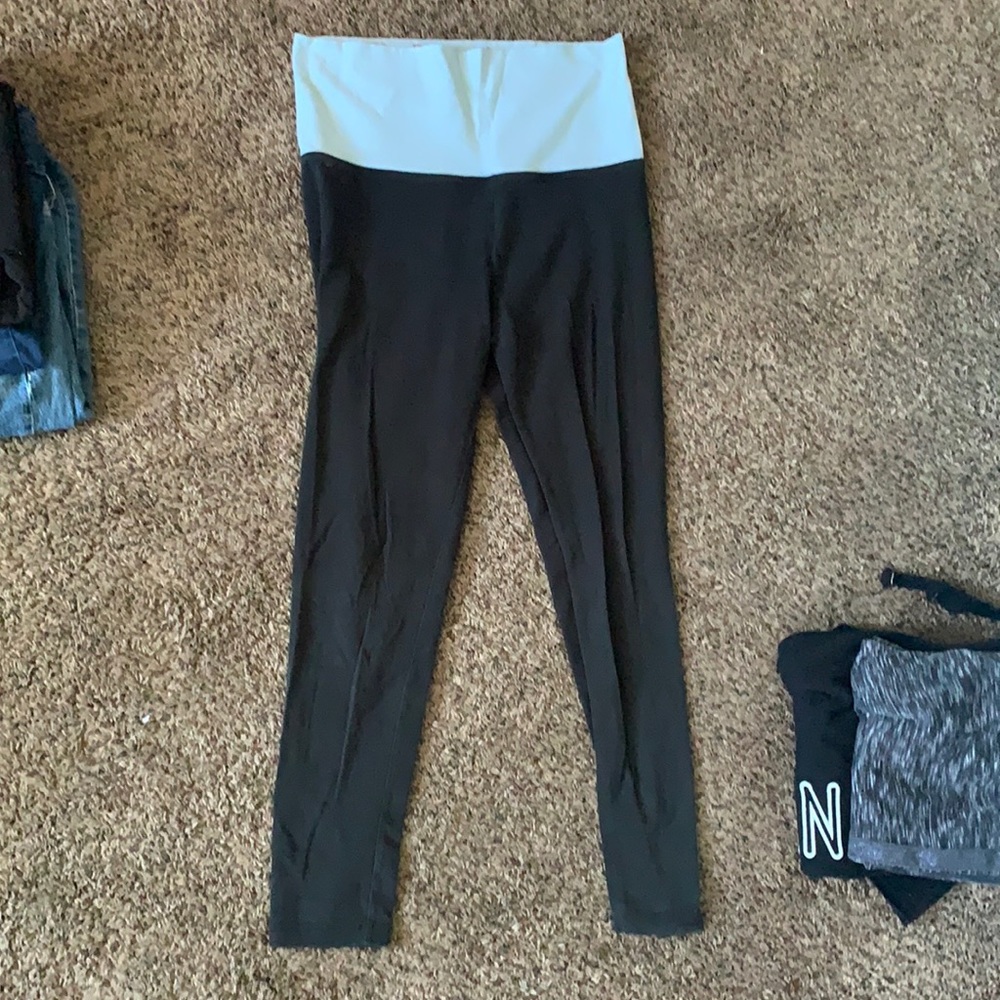 PINK yoga pants